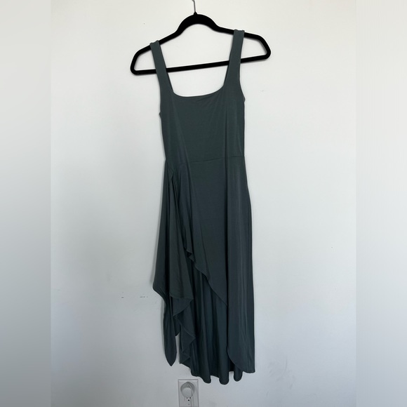 Aritzia blue midi dress - Picture 2 of 3